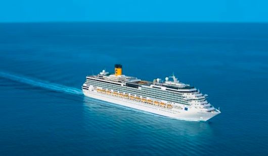Le Costa Serena en mer