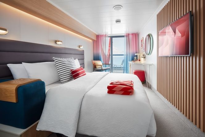 IMG-SCL-2021-CAB-sea-terrace-interior-bed-configuration-day-UNCROPPED (1).jpg