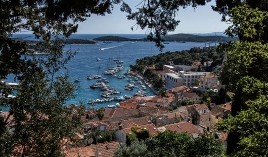 escale hvar